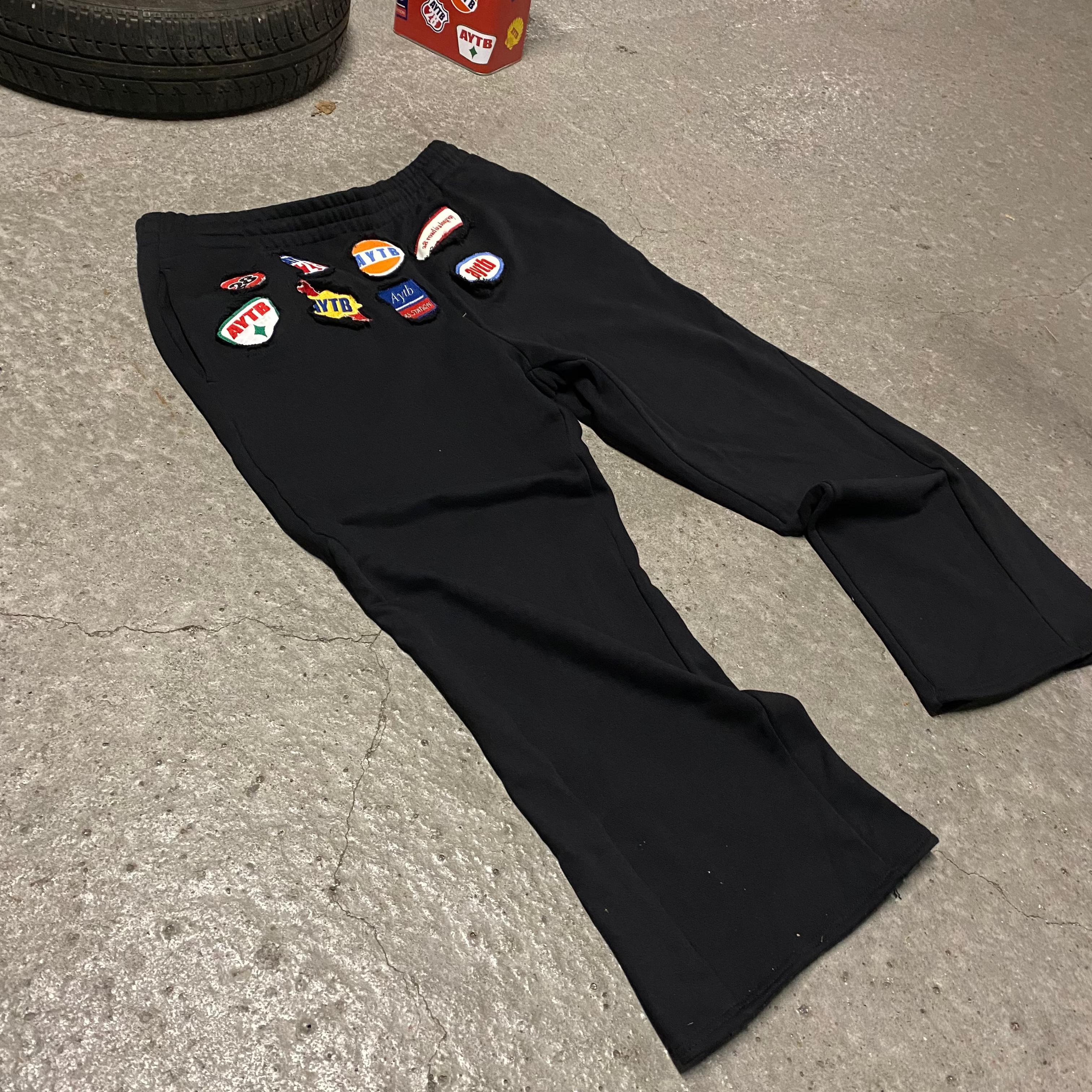 AYTB "Vintage Patches" jogging