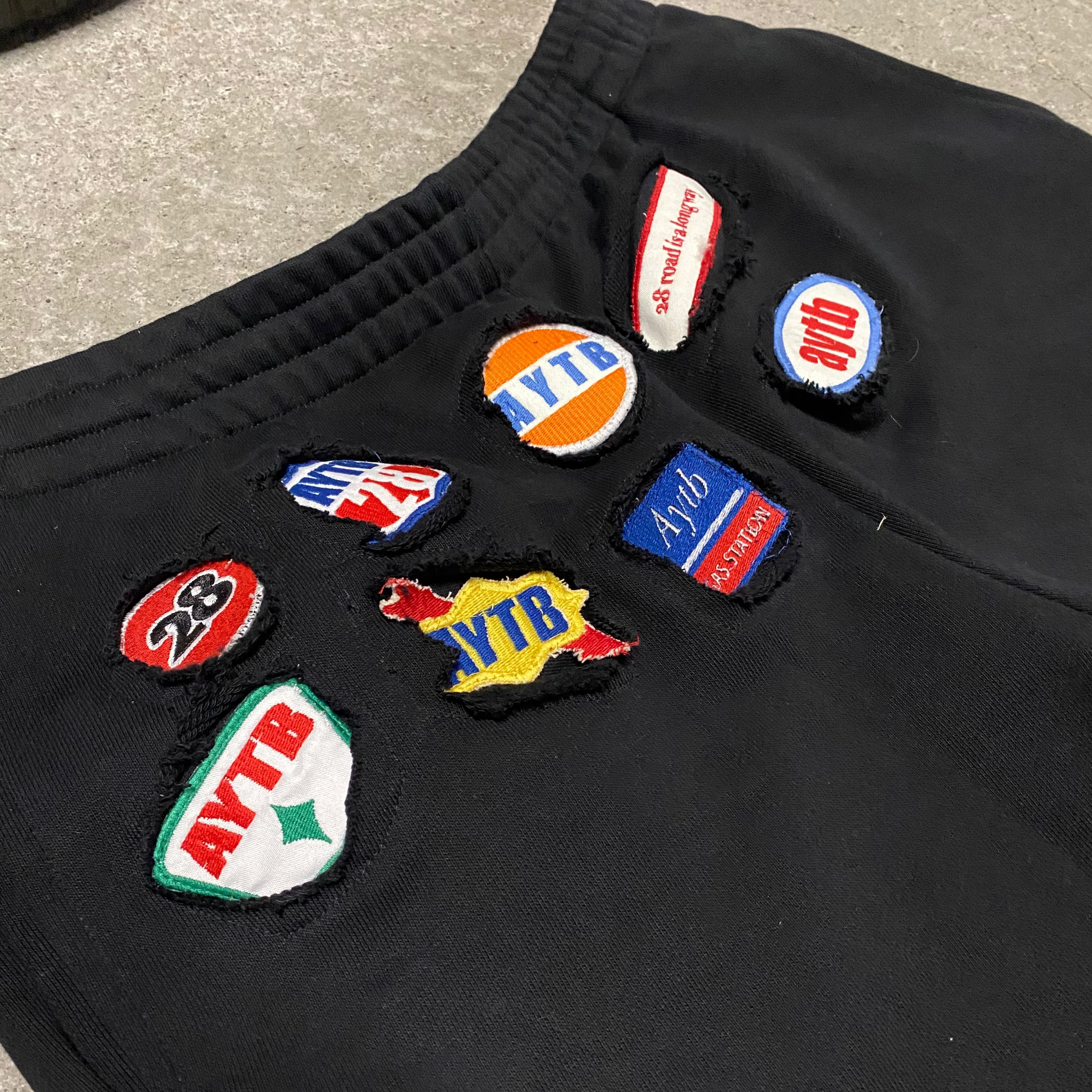 AYTB "Vintage Patches" jogging